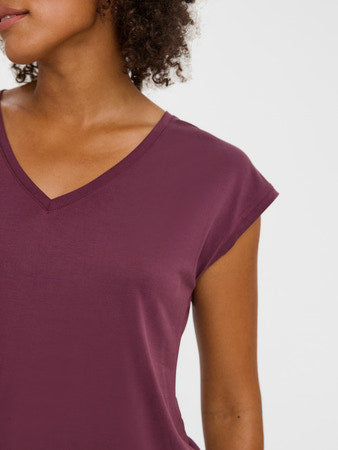 Ladies Filla VNeck T-Shirt - Winetasting