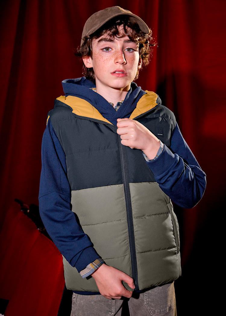 Boy's (8-16) Reversible Vest